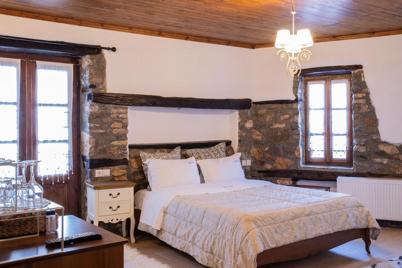 Guesthouse Ourania Palaios Panteleimonas Exteriér fotografie