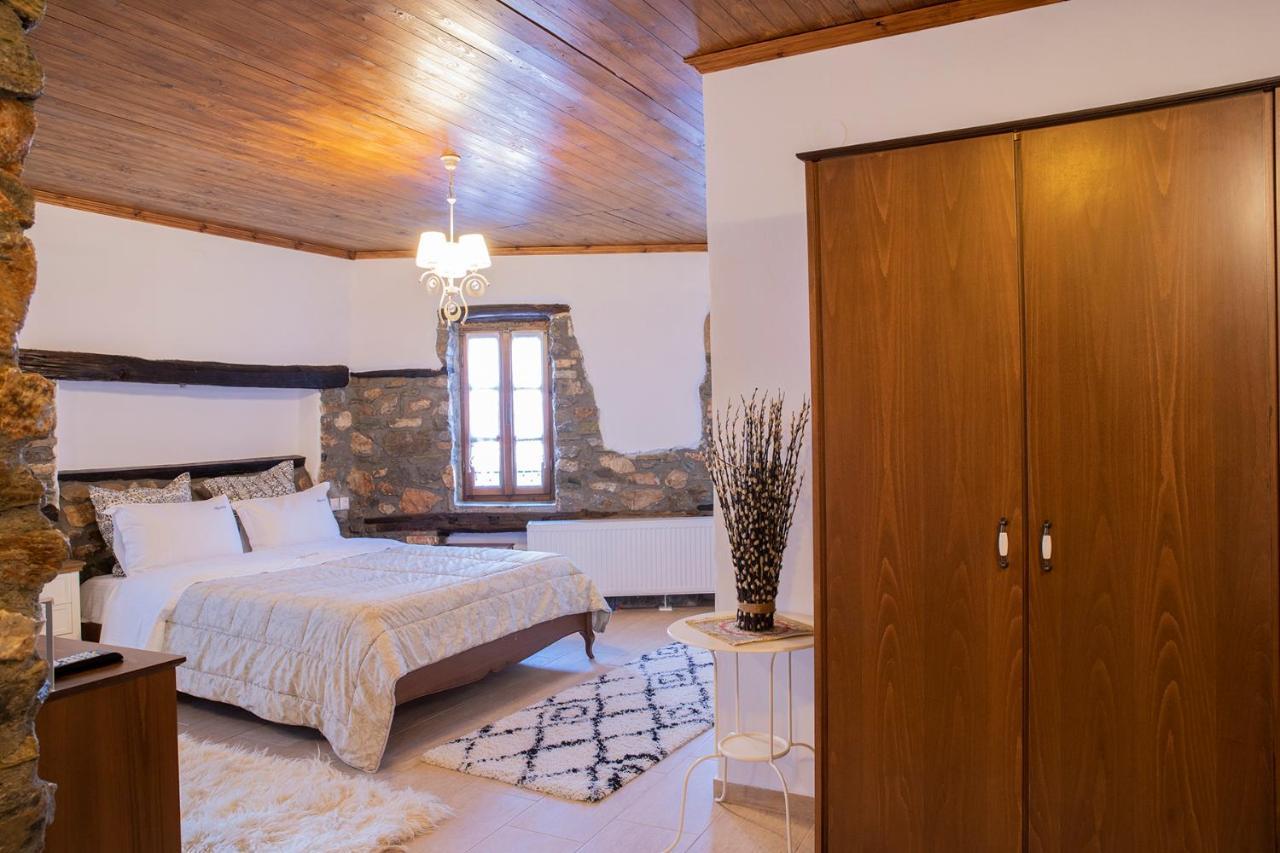 Guesthouse Ourania Palaios Panteleimonas Exteriér fotografie